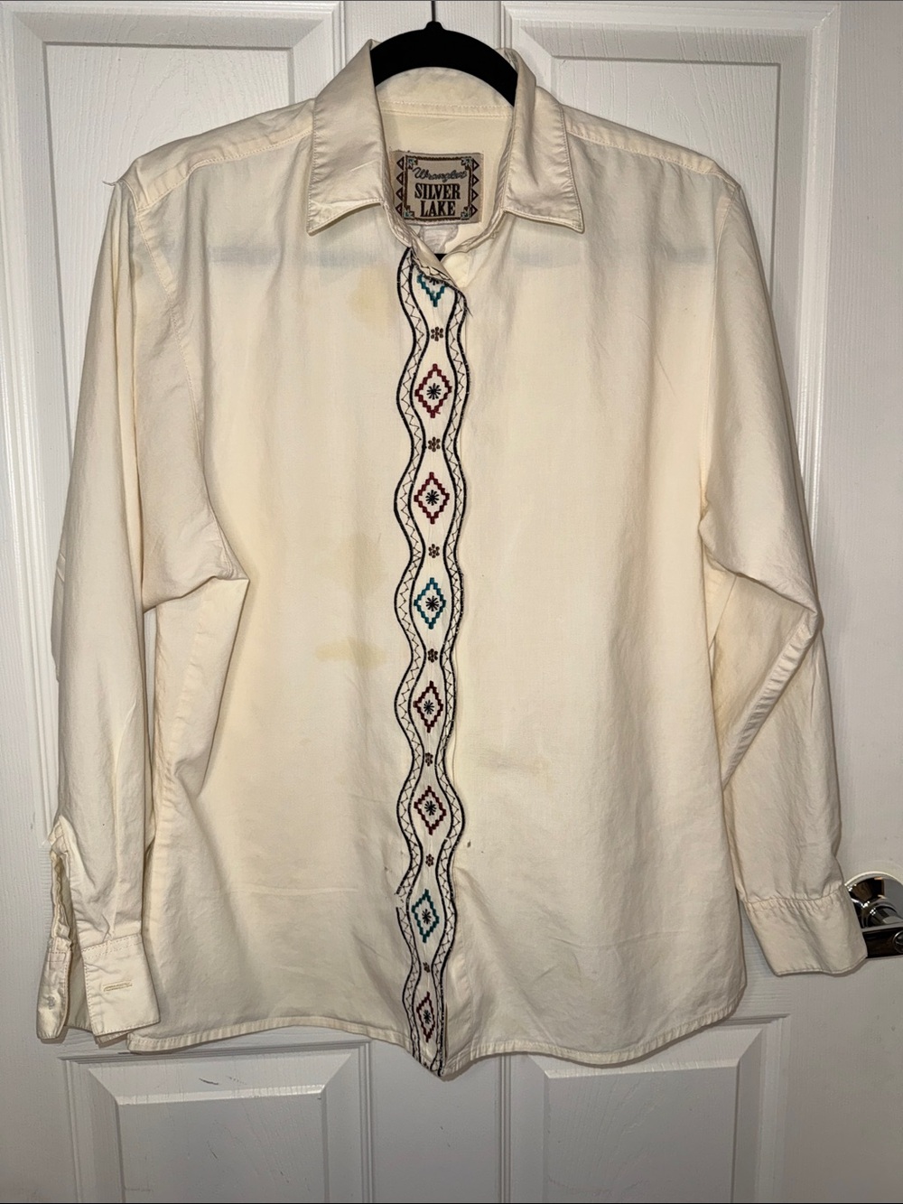 Wrangler Cream Button-Down Shirt with Embroidered Placket